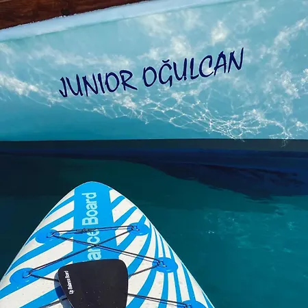 Junior Ogulcan Yachting ספינת מלון *